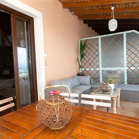 Seaview Stone In Lejlighed